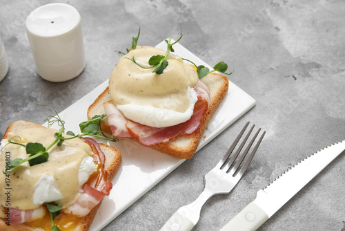 Delicious eggs benedict wit...
