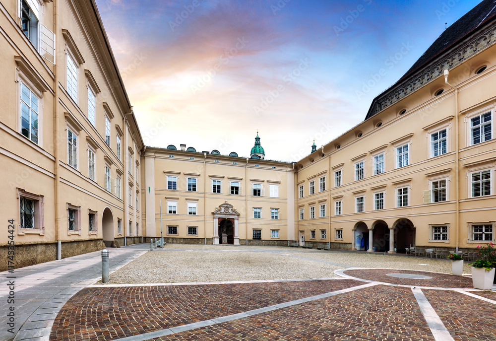 Obraz premium View of the internal courtyard of the Student Representation Juridicum Salzburg building in the city center - University Courtyard