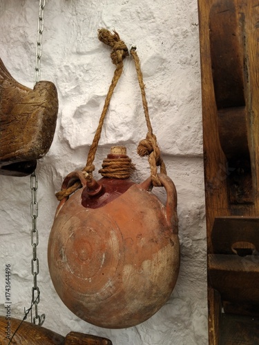 antigu8a cantimplora de cerámica