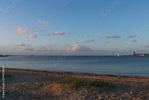 Canvastavla Kieler Förde mit Falckensteiner Strand.