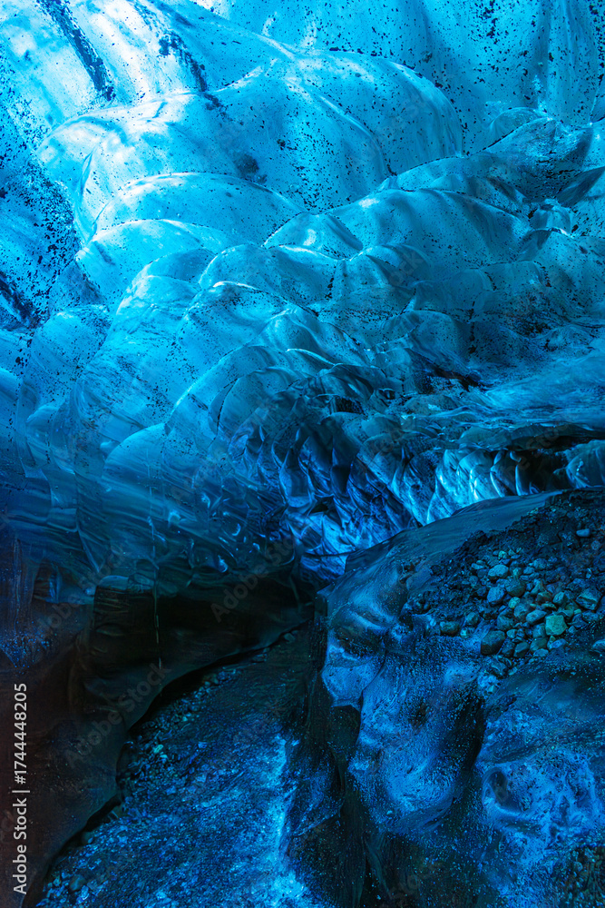Φωτογραφία The Ice Caves of Vatnajokull Glacier National Park,  Iceland