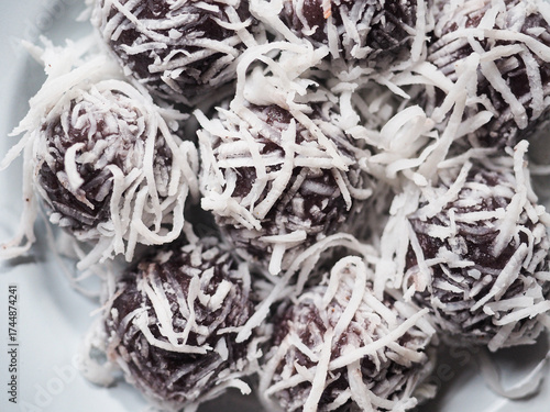 Kanom Tom, Thai coconut balls, traditional dessert.