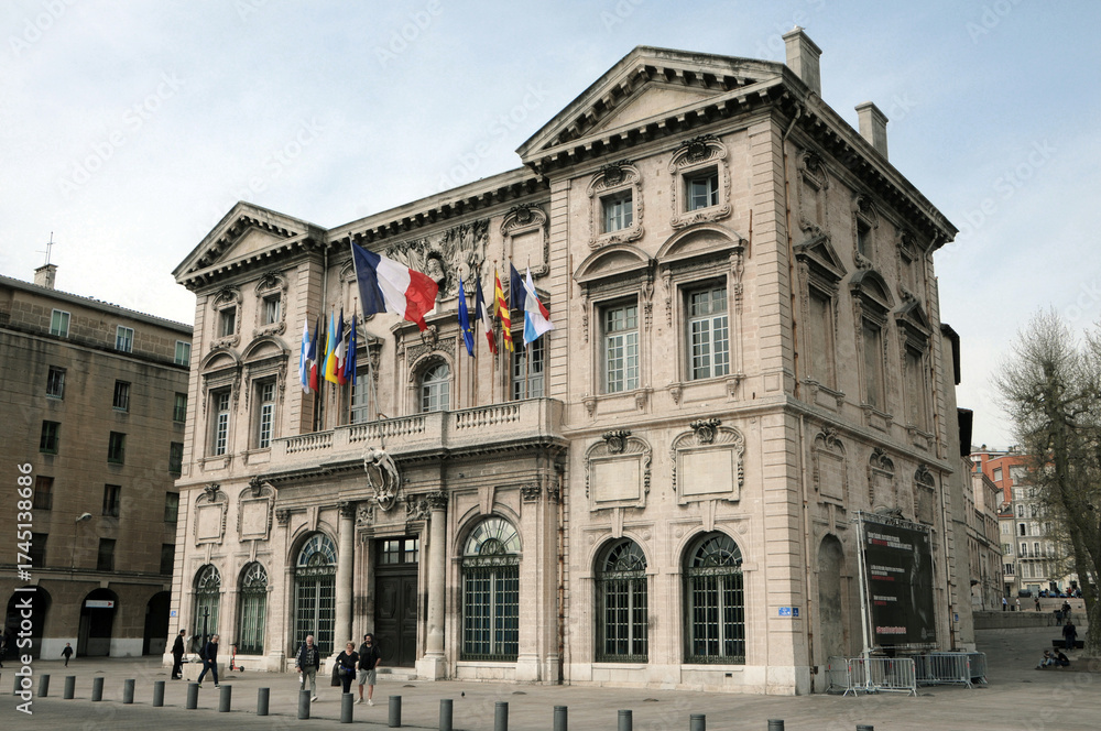 Obraz premium Hôtel de Ville de Marseille, classé Monument Historique en 1948, département des Bouches-du-Rhône, France