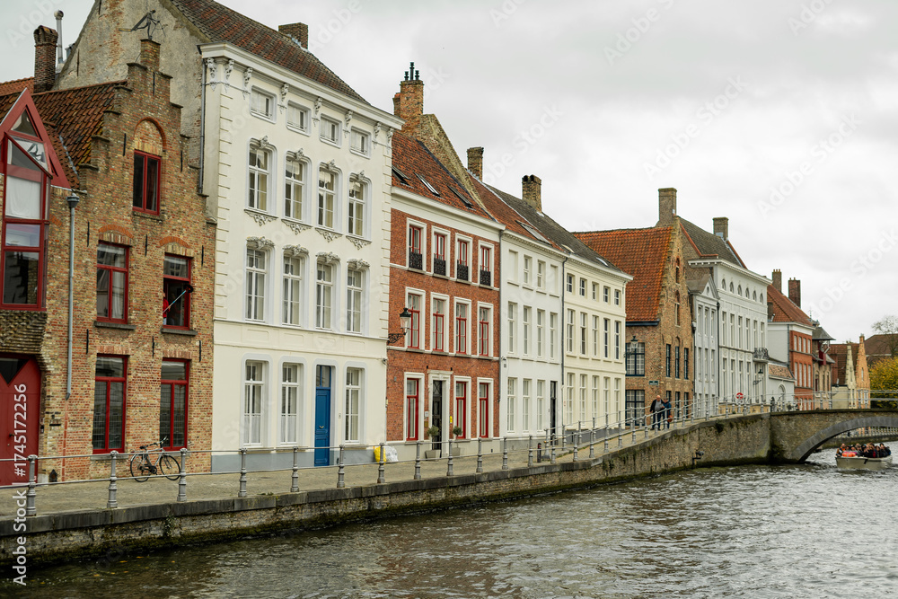 Naklejka premium Landscape of the Belgian city of Bruges in autumn. Travel.