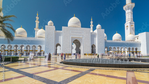 Fotografie Sheikh Zayed Grand Mosque timelapse hyperlapse in Abu Dhabi, the capital city of