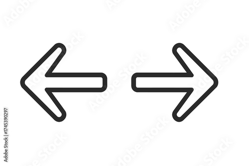Simple outline icon showing two opposing arrows pointing left and right for comparison
