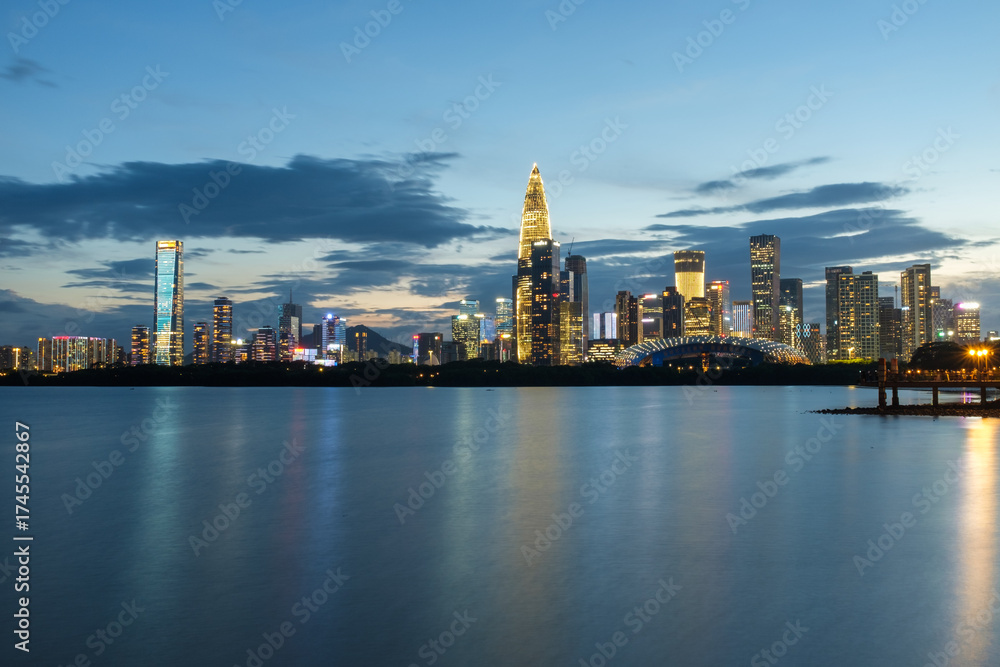 Naklejka premium Night View of Houhai Center, Shenzhen Bay, Nanshan District, Shenzhen City, Guangdong Province