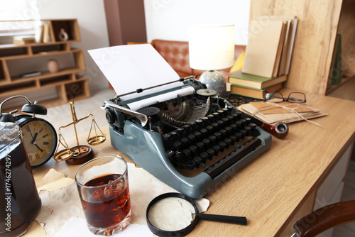 Vintage typewriter, magnify...