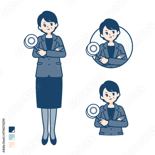 ビジネスミドル女性が回答を考えるイラスト