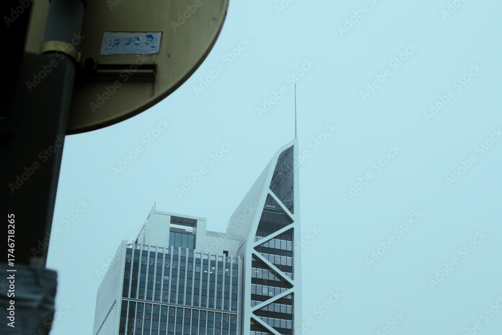 Naklejka premium building sky