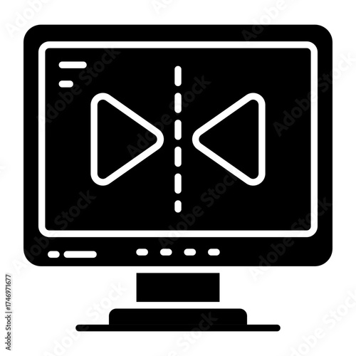 A solid design icon of reflect tool