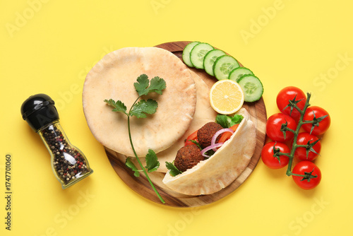 Wooden board of delicious p...