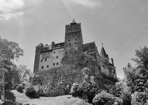 Bran Castle, home of Vlad Tepes known as Dracula, a historic medieval castle perched on rugged rock, in Brașov county, Transylvania region, Romania (Castelul Bran, Transilvania)