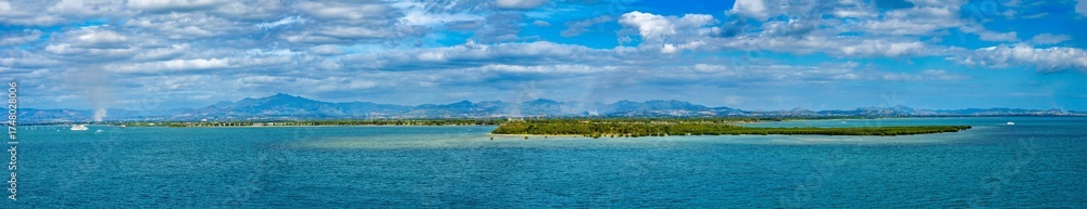 Obraz premium Panoramic view of the resort town of Port Denarau, Viti Levu Island, Fiji, South Pacific Ocean