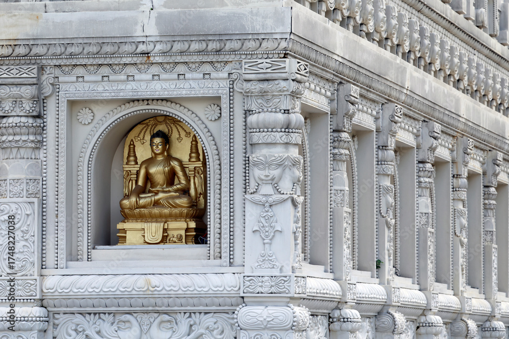 Obraz premium Truc Lam Chanh Giac Zen Monastery. Buddha sitting in the lotus position. Siddhartha Gautama. Cai Lay. Vietnam.