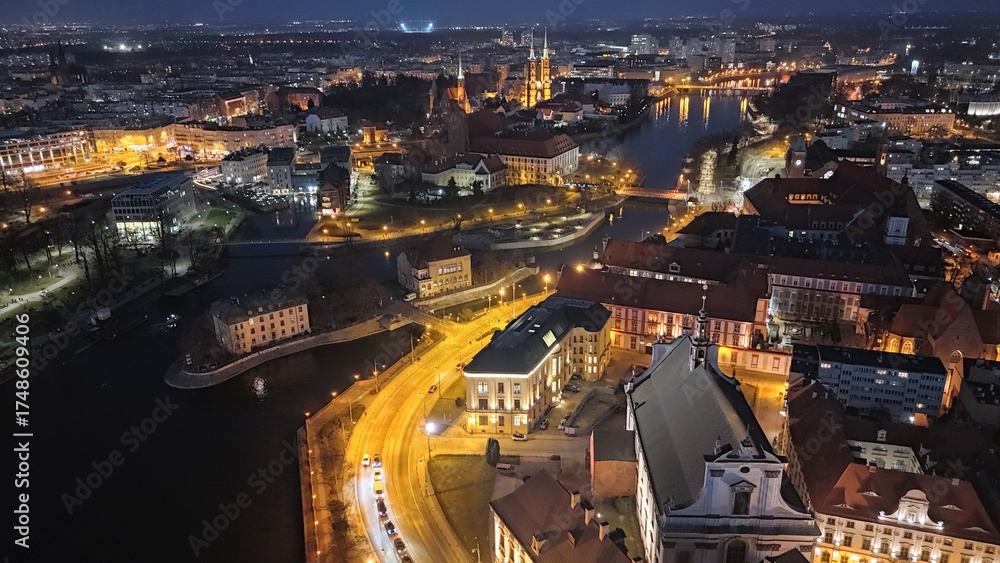 Obraz premium Wroclaw Golden Hour by Drone