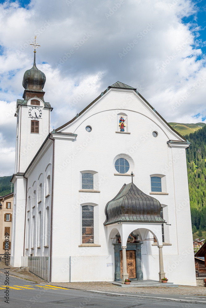 Obraz premium Church of village of Reckingen in Switzerland