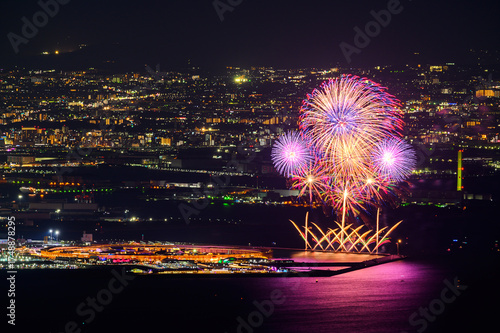 六甲山からの万博会場と大阪の夜景と花火