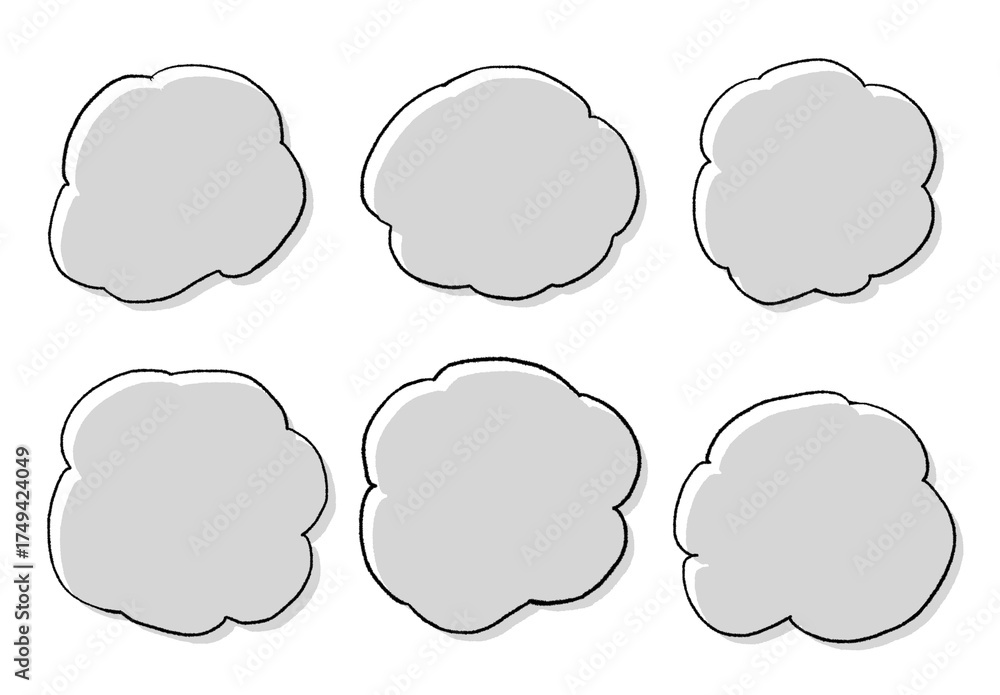 Fototapeta premium シンプルな手描きの吹き出しセット