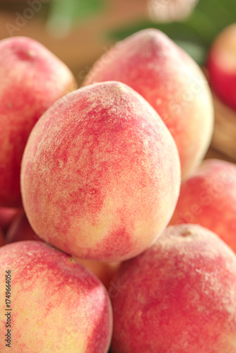 Tableau sur toile Fresh Ripe Peaches with Fuzzy Skin - Organic Summer Fruit Close-up