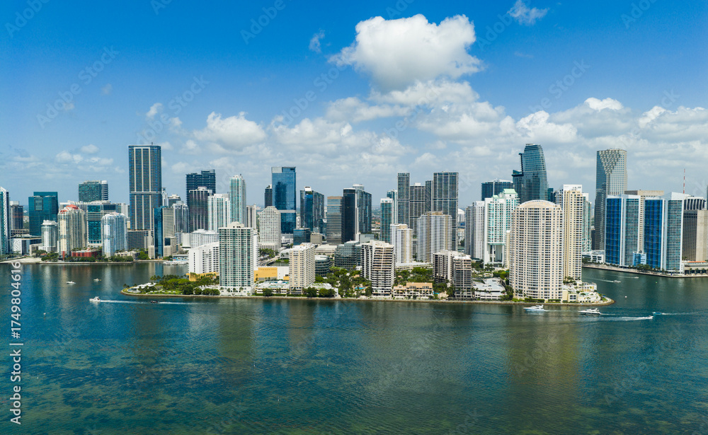 Obraz premium Aerial view of Brickell skyscrapers. Modern cityscape of downtown Miami. Panoramic Miami skyline above the coastline.