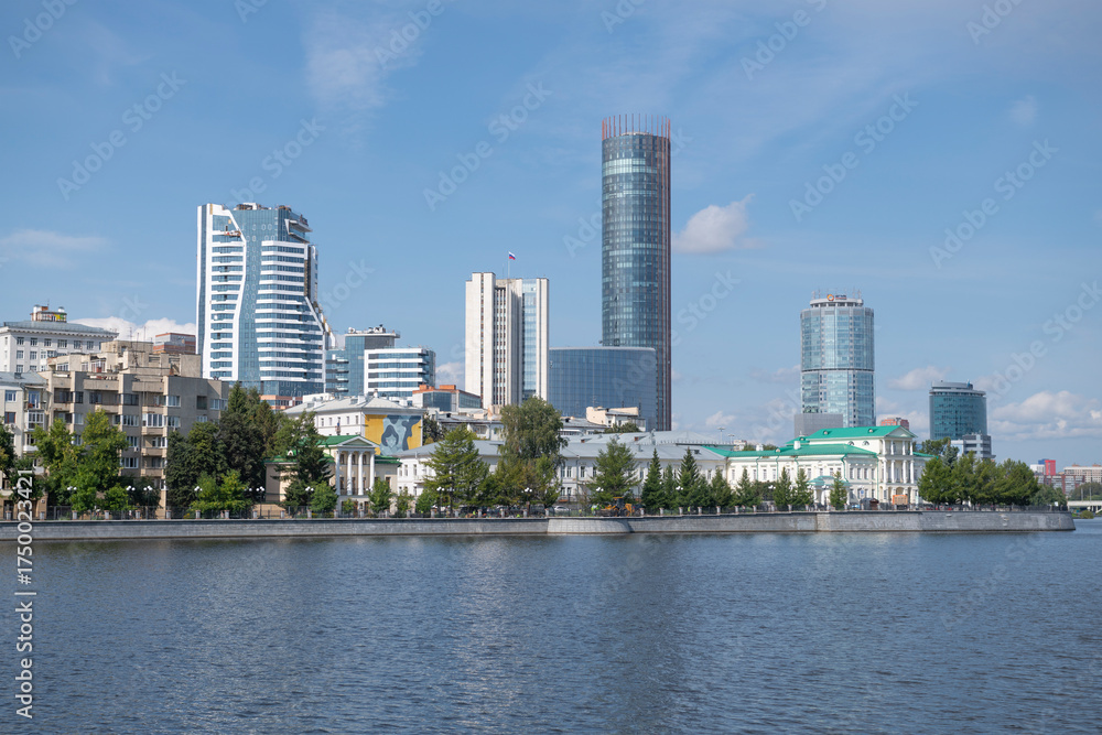 Fototapeta premium The Iset river embankment on a sunny August day, Yekaterinburg