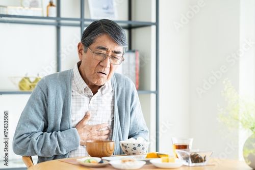 Schilderij op canvas 食欲不振なシニアの男性