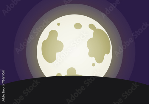 Luna llena amarilla en una noche sobre cumbre 
