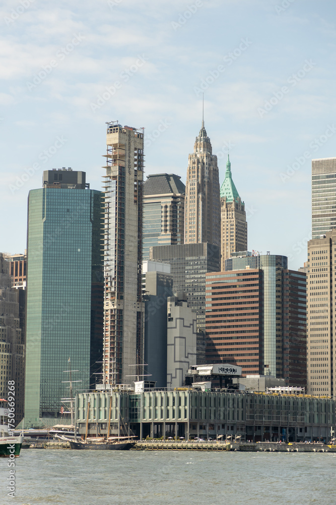 Obraz premium View of Manhattan from Brooklyn bridge, New York city, USA.