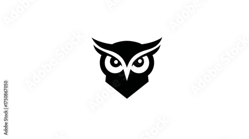 Minimalist stylized black owl head icon on white background, wise bird symbol, intelligent nocturnal creature graphic design element