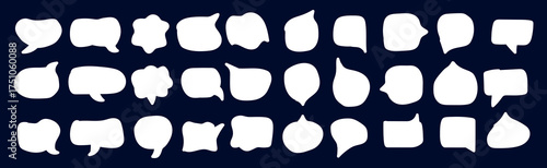 Creative Set of Hand-Drawn and Modern Speech Bubbles in Vibrant White – Vector Illustration for Messages, Quotes, and Decorative Design