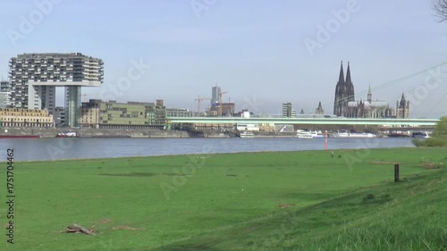 Left Bank Cologne Urban Charm
Historic west side blending culture, architecture, cuisine, and lifestyle.
