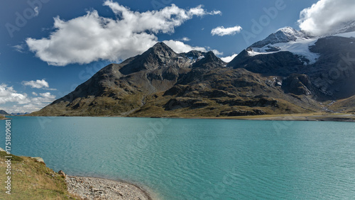 Lago Bianco - Bernina express