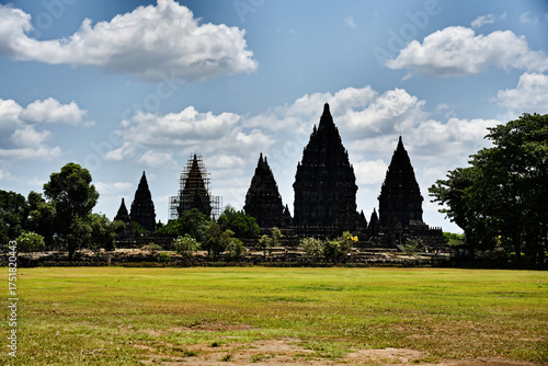 Wallpaper Mural Prambanan, the Hindu splendor of Central Java Torontodigital.ca