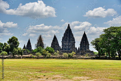 Wallpaper Mural Prambanan, the Hindu splendor of Central Java Torontodigital.ca