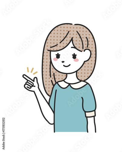 指を差して説明する女性