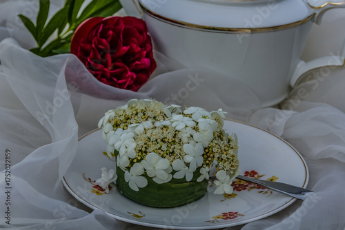 Blumengesteck mit Blüten zur Hochzeit