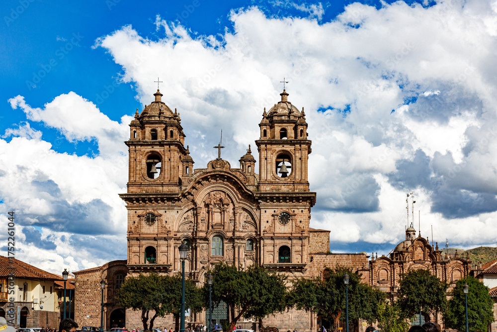 Fototapeta premium Cathedral Basilica of the Virgin of the Assumption in Cusco, Peru