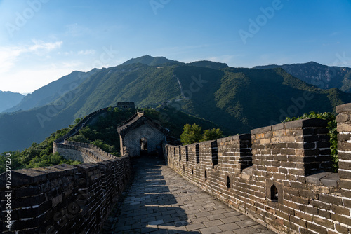 Canvastavla The Great Wall path leads past a small stone guard house on a mountain ridge
