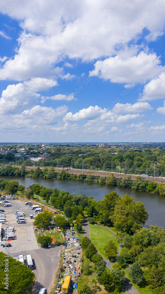 Fototapeta premium Aerial shot along the Schuylkill River in Philadelphia Pennsylvania USA