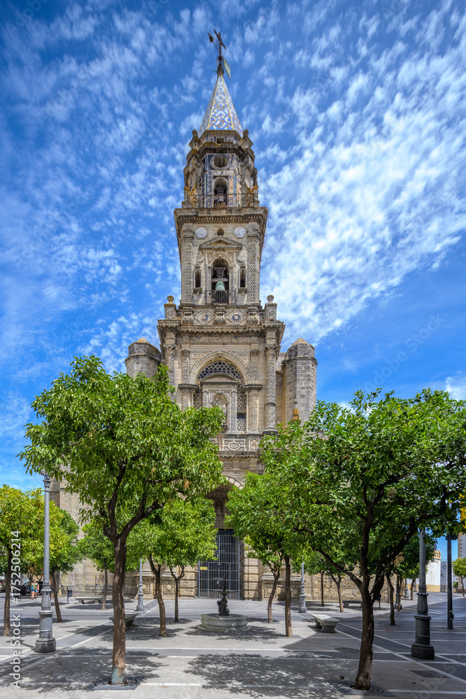 Obraz premium San Miguel Church features Baroque architecture in Jerez