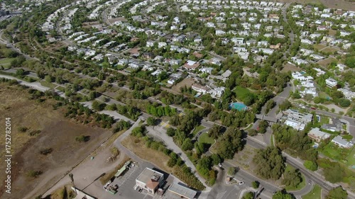DRON CHICUREO - ZOOM IN - CONDOMINIO LOS ROBLES