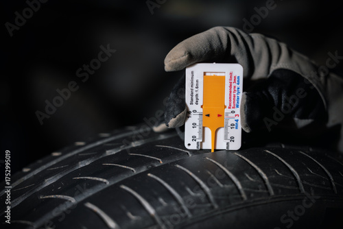 car tire tread depth check