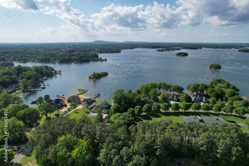 Upscale living on Lake Norman in North Carolina