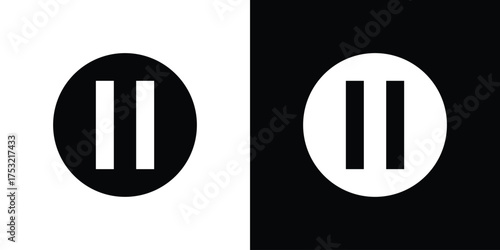 Pause button icon fill vectors set for ui.