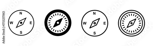 Compass icon set. arrow compass icon vector