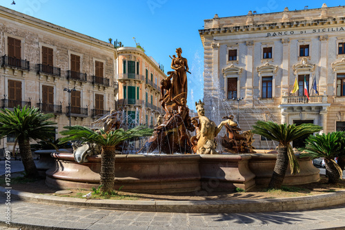 Diana fountain in the center of Siracusa - piazza ArchimedeSyracuse, Sicily, Italy: sculptures of Archimede Square.