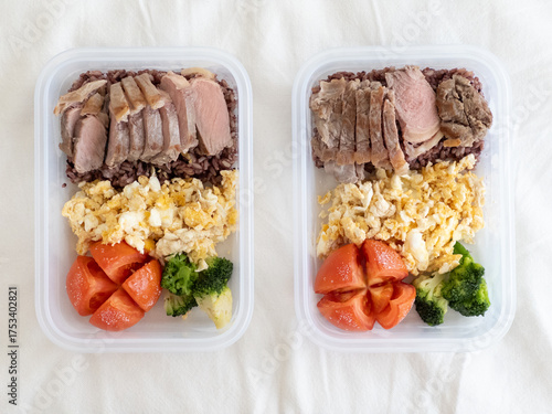 Healthy Meal Prep Featuring Lean Proteins and Colorful Vegetables for Optimal Nutrition