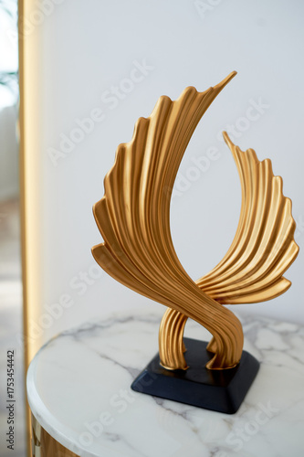 Wallpaper Mural Gold decorative decorations for the interior. Accents on surfaces, Torontodigital.ca