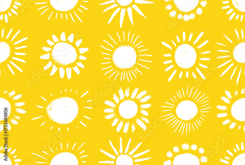 Seamless pattern crayon drawn sun icons. Naive kids drawing, doodle sun, crayon pencil. Chalk scribble. Vector seamless pattern, texture elements for kids zone, kindergarten design, childish banners.